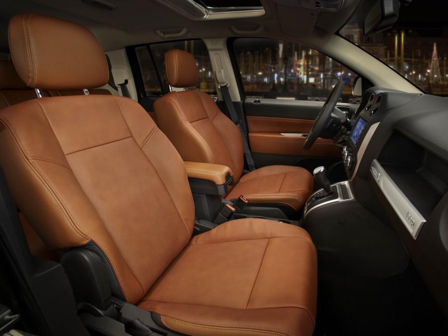  Jeep Compass 2013 года  (EU) (фото 2 из 4)